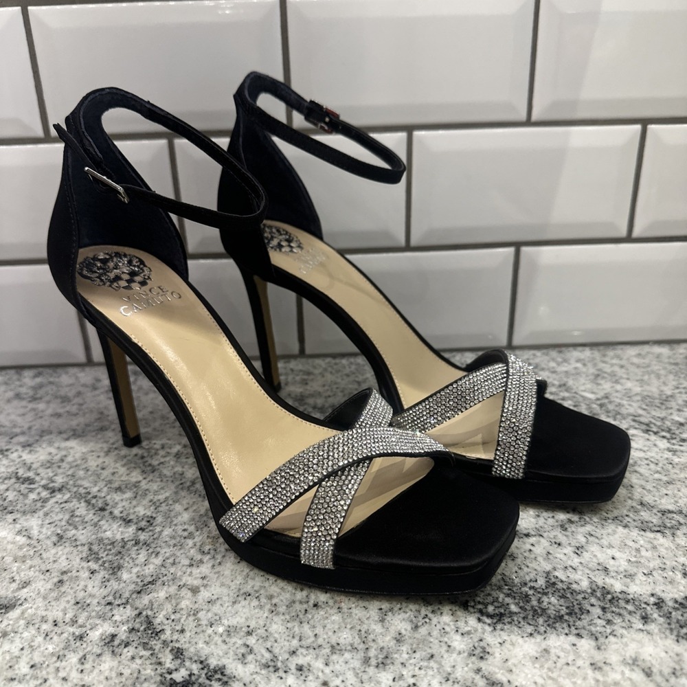 Vince Camuto Kalvira 2 Ankle Strat Black Satin Heels Women's 9 M rhinestones New